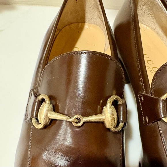 Gucci Dark Brown Leather Loafers with Gold Accent - Picture 2 of 6